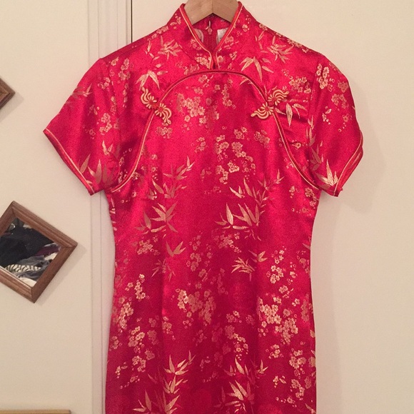 Vintage Styled Red Silk Floral Dress - Picture 2 of 4